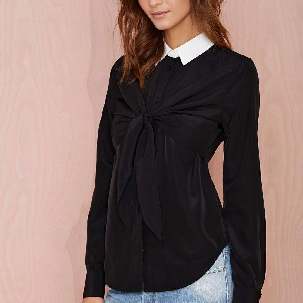 Nasty Gal Back in Black Tie shirt S - Picture 10 of 13